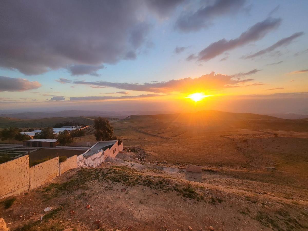 Al Namteh Lodge Abil Екстериор снимка