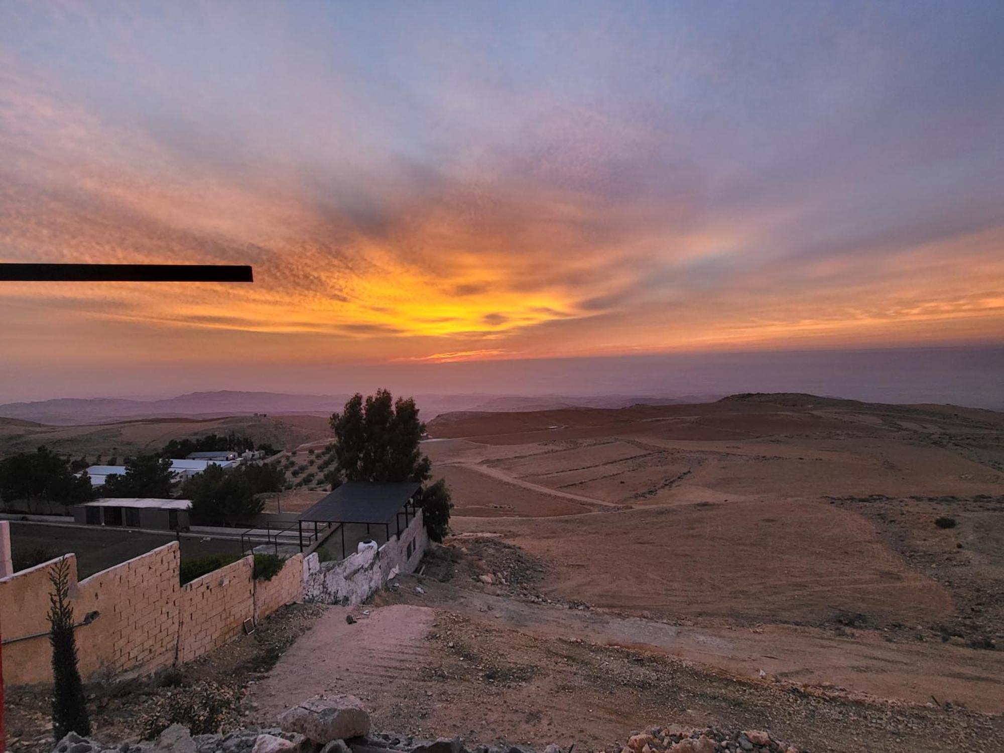 Al Namteh Lodge Abil Екстериор снимка