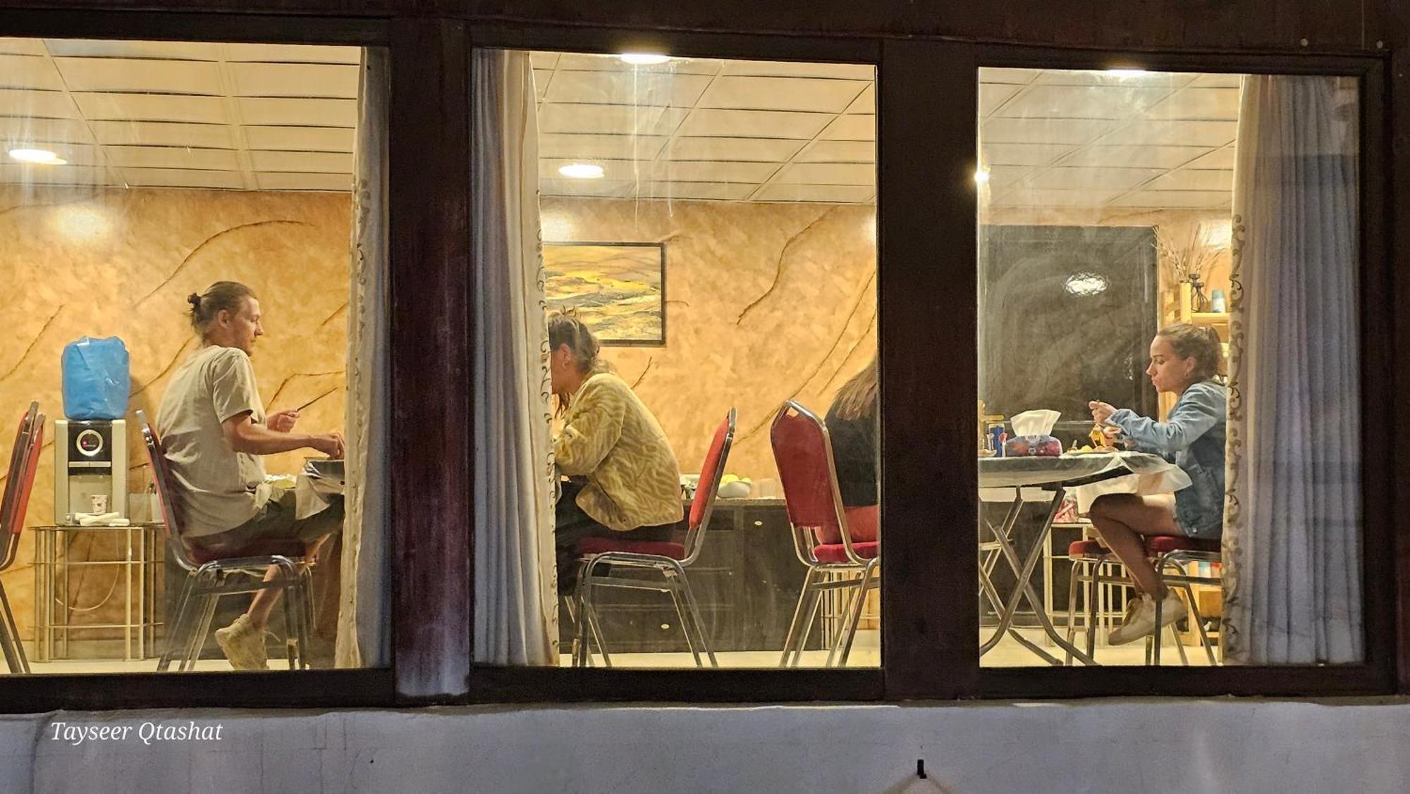 Al Namteh Lodge Abil Екстериор снимка