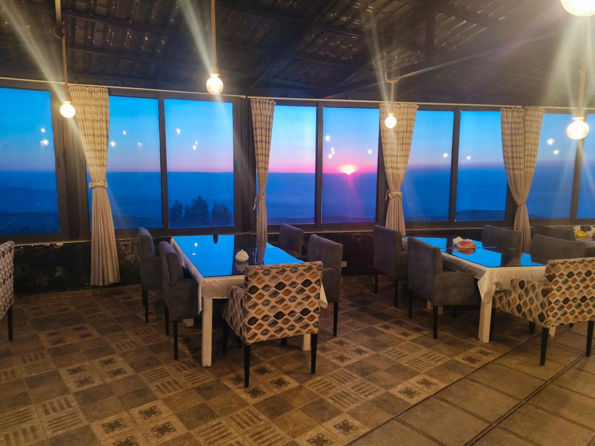 Al Namteh Lodge Abil Екстериор снимка